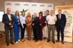Fundusz Regionu Wałbrzyskiego rozpoczął nabór do jednej z najważniejszych inicjatyw gospodarczych w regionie, która promuje przedsiębiorców, samorządy, instytucje i podmioty ekonomii społecznej wpływające na rozwój Dolnego Śląska. Bezpłatne zgłoszenia można przesyłać do 30 września 2026 roku aż 8 kategoriach. Finałowa Gala odbędzie się 23 października 2026 roku w Starej Kopalni w Wałbrzychu, a muzyczną gwiazdą wieczoru będzie zespół Lombard.